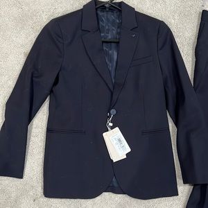 Kids Armani 2p Suit NWT